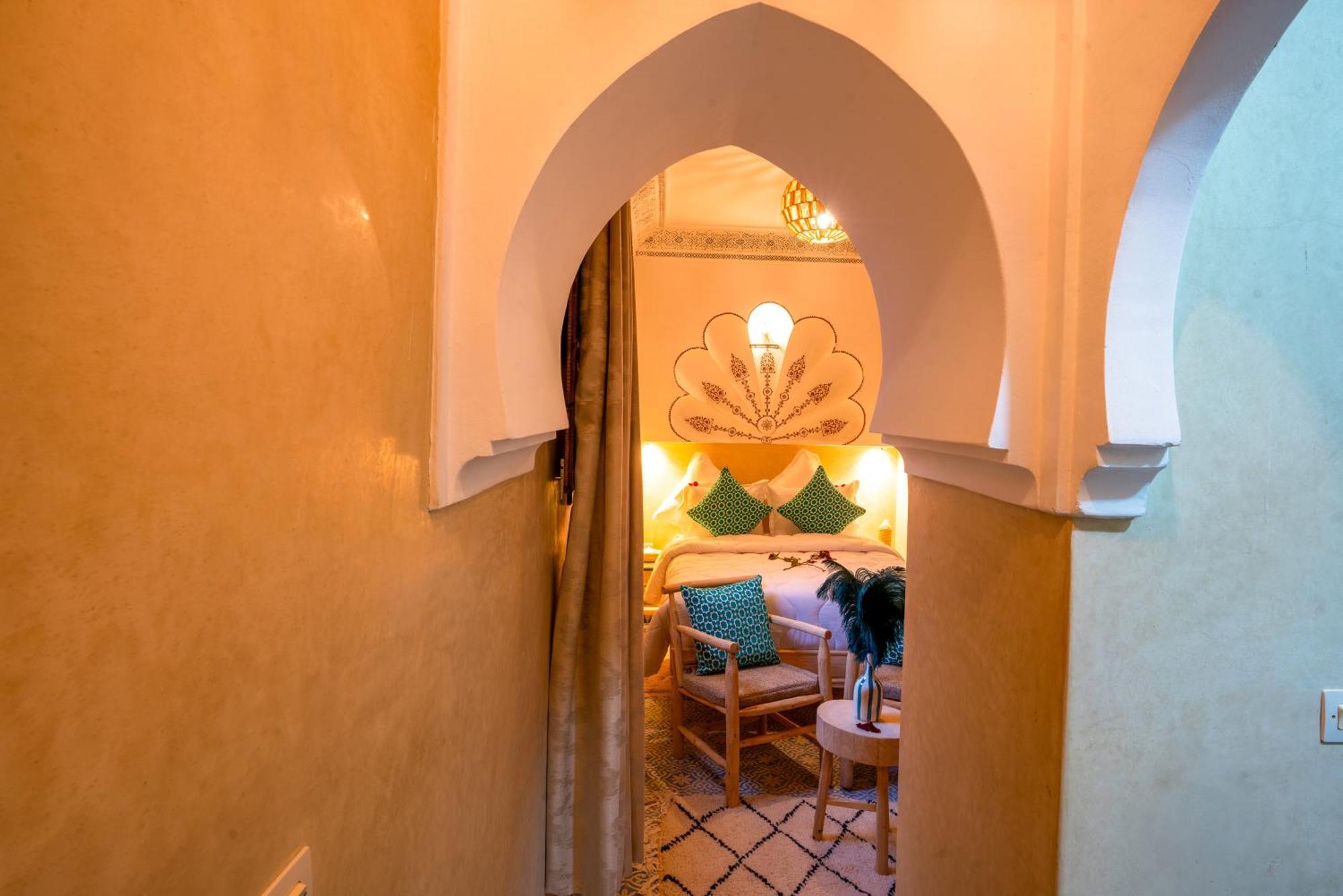 Riad Le Graff Pink มาร์ราเกช ภายนอก รูปภาพ