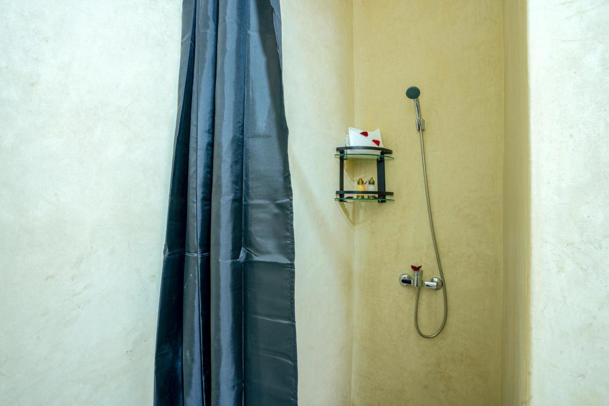 Riad Le Graff Pink มาร์ราเกช ภายนอก รูปภาพ