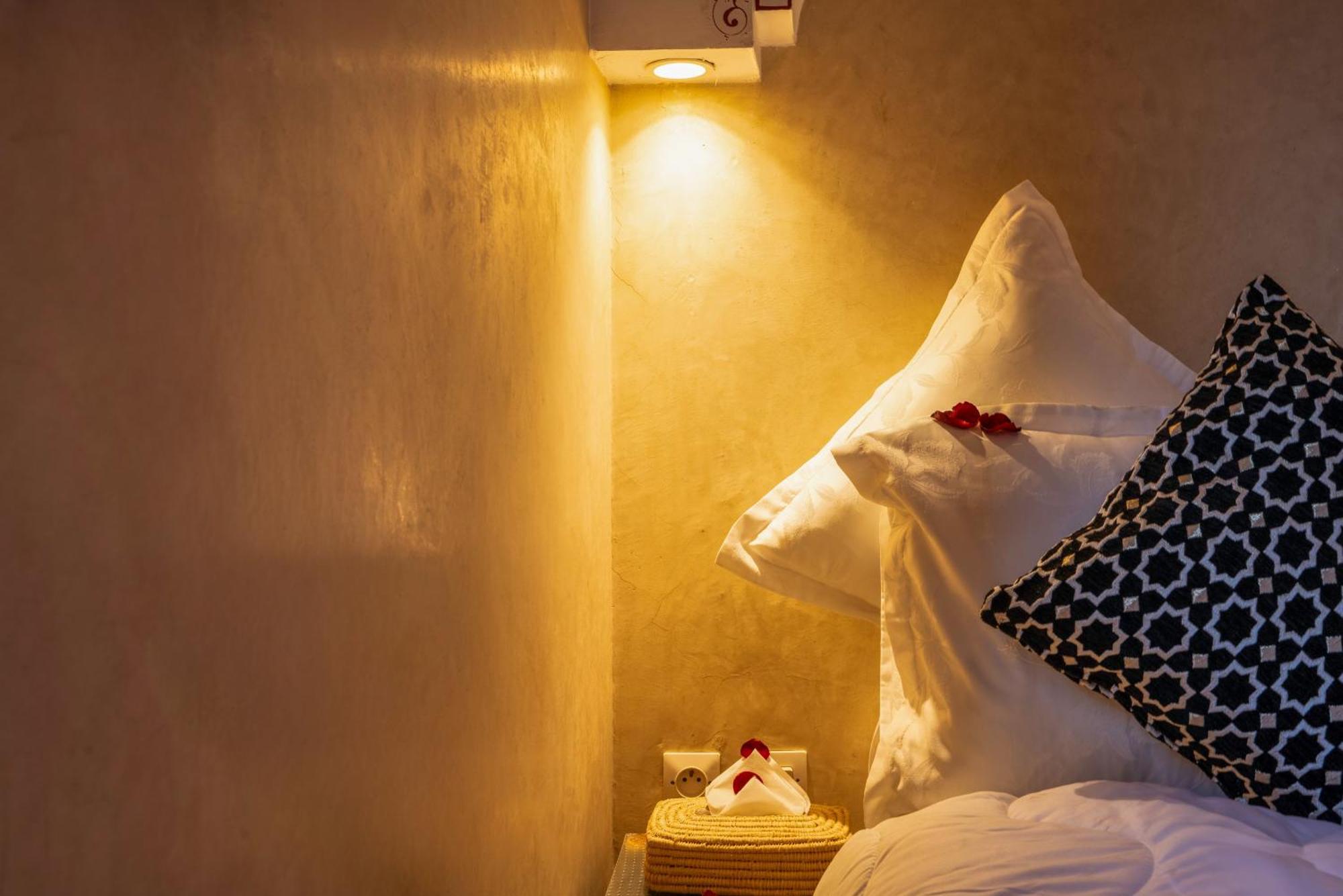 Riad Le Graff Pink มาร์ราเกช ภายนอก รูปภาพ