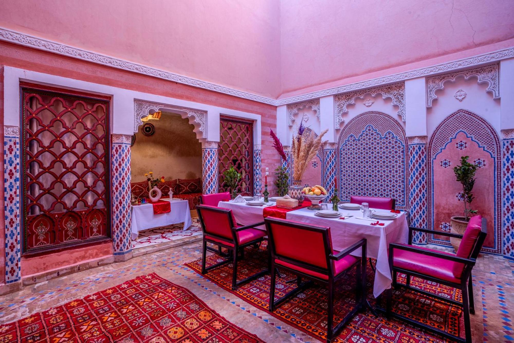 Riad Le Graff Pink มาร์ราเกช ภายนอก รูปภาพ