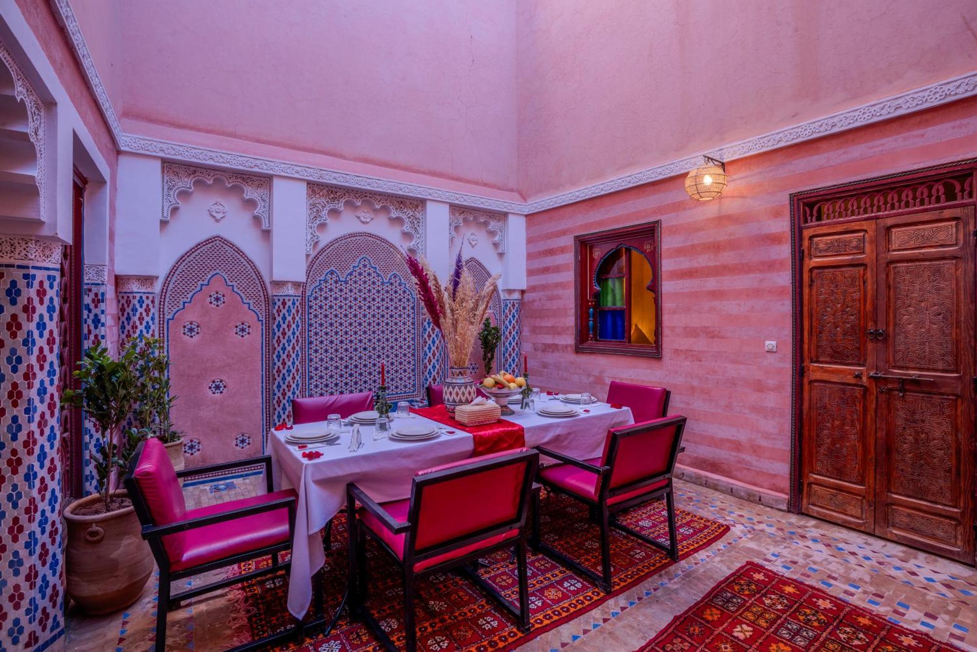 Riad Le Graff Pink มาร์ราเกช ภายนอก รูปภาพ